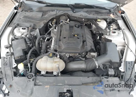 2019 Ford Mustang Ecoboost Premium z USA, uszkodzony, nr VIN 1FATP8UH2K5109966